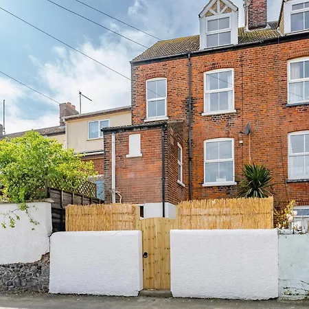 Family & Pet Friendly, Stylish & Spacious Beach House Gorleston-On-Sea Exterior photo