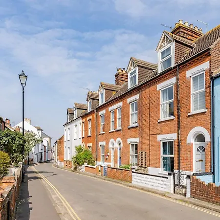 Family & Pet Friendly, Stylish & Spacious Beach House Gorleston-On-Sea Exterior photo