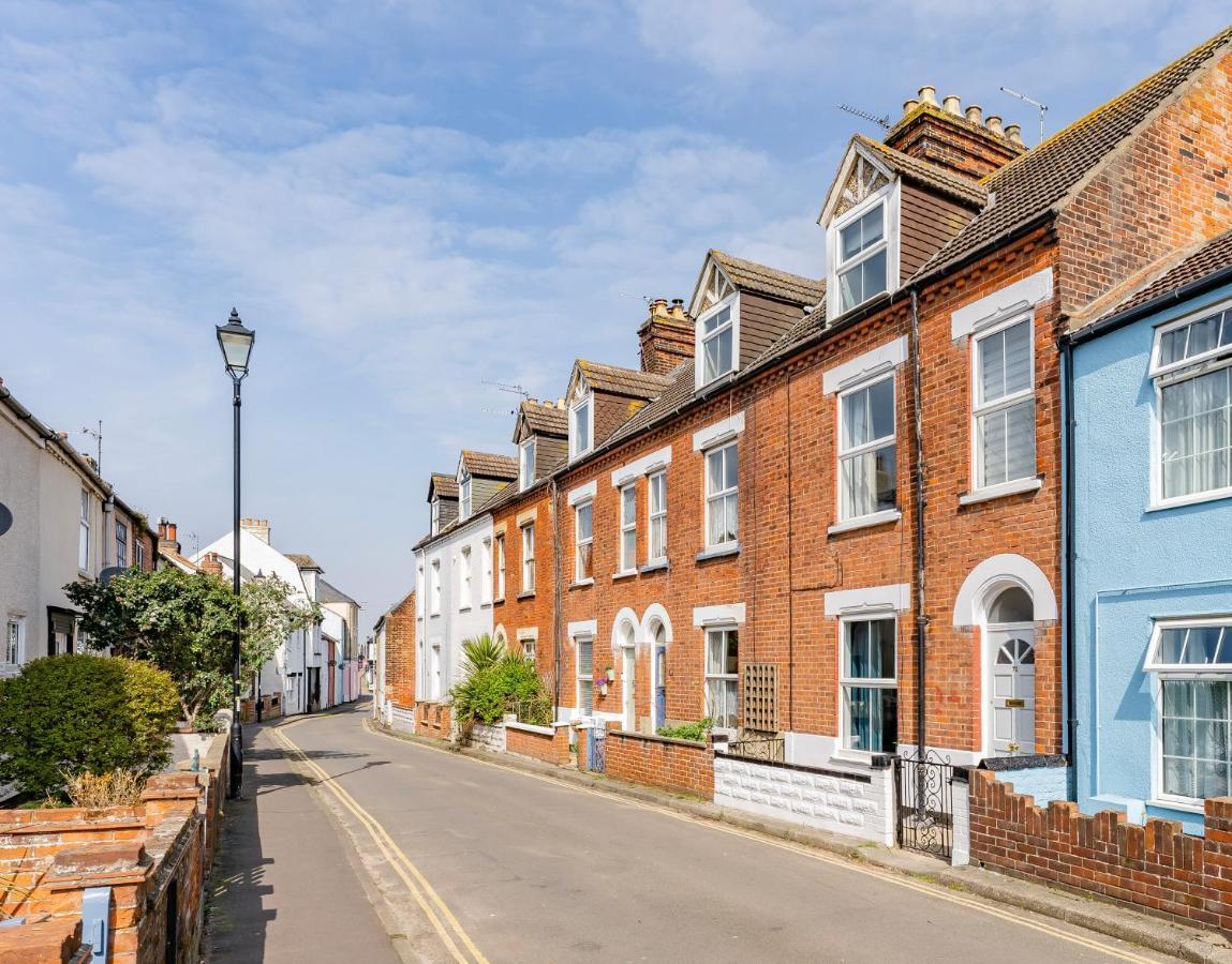 Family & Pet Friendly, Stylish & Spacious House Holiday home